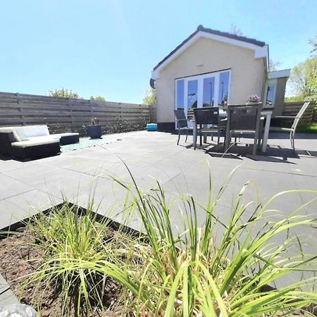 Huisje Britt Met Grote Tuin En Veel Privacy Dirkshorn Zewnętrze zdjęcie